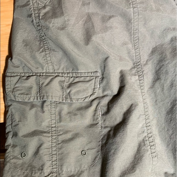 Columbia Sportswear olive knee/capri pant size 14 - Picture 7 of 7